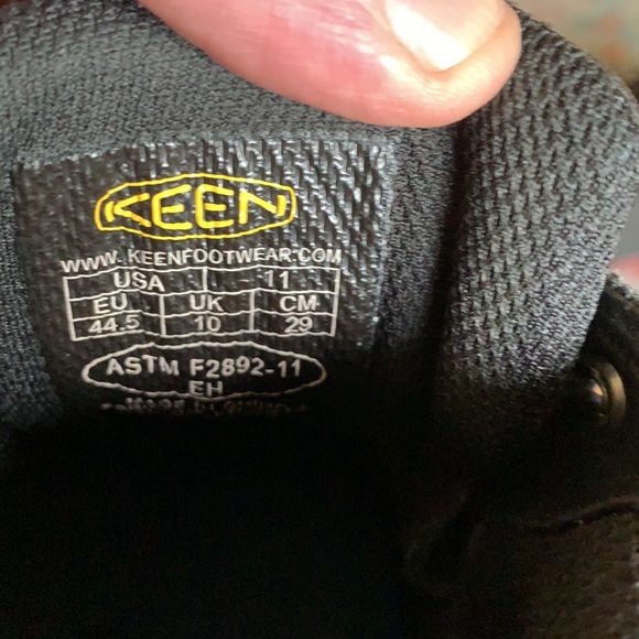 Keen work shoes